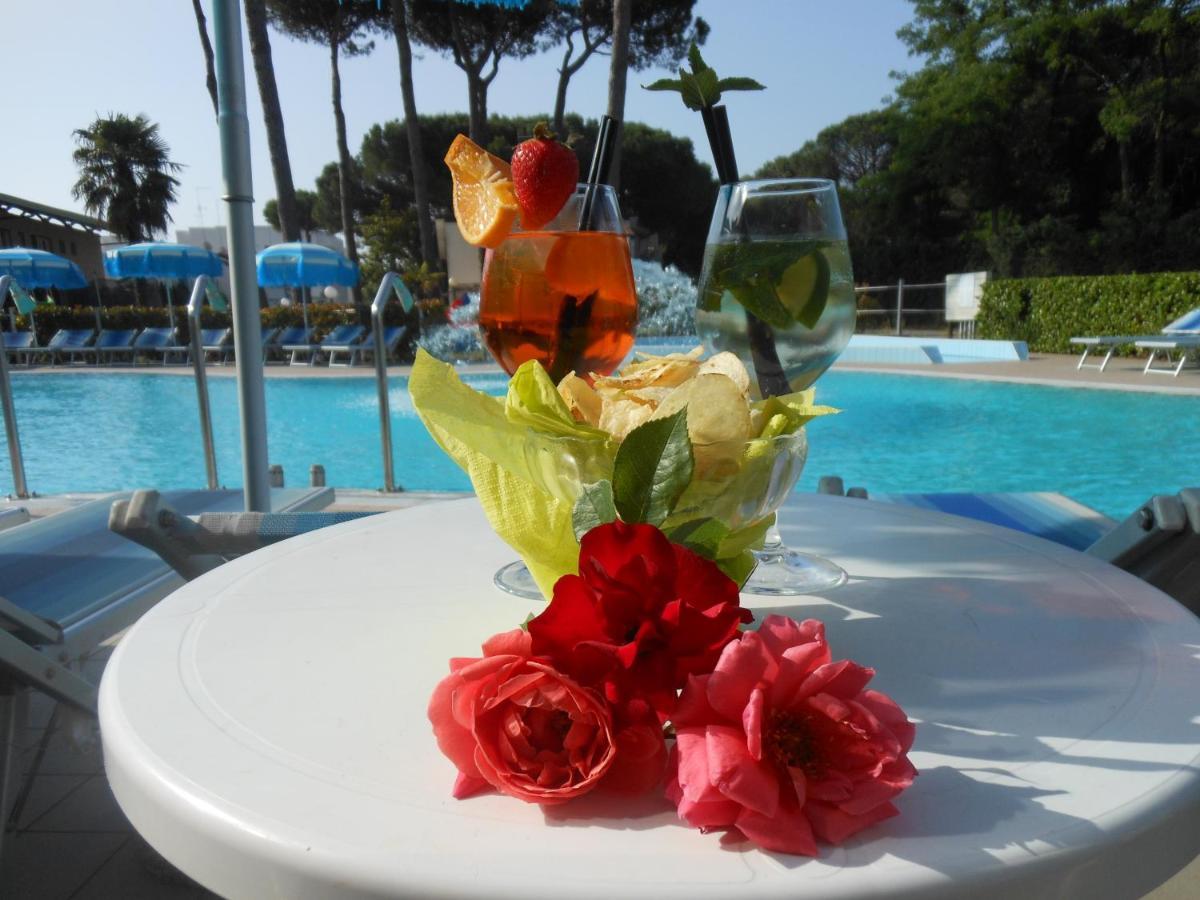 Oasi Verde Lido di Jesolo Exterior foto